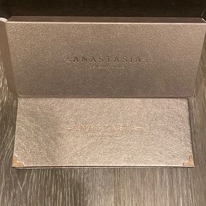 ABH Rose Metals pallet